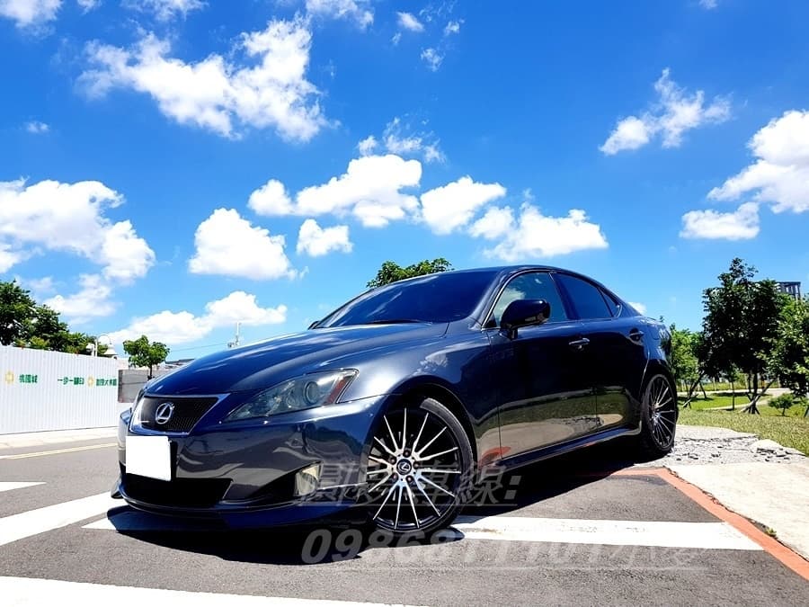 凌志 Lexus